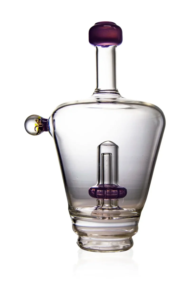 Puffco Peak glass attachment with Wiidz Titan, showcasing a stylish standing design for enhanced vaporization experience.