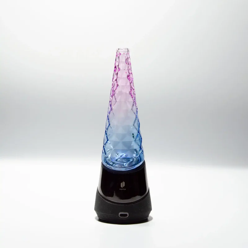 Puffco Peak glass Wiidz with Indiglow light, installed and facing south, showcasing its sleek design and vibrant illumination.