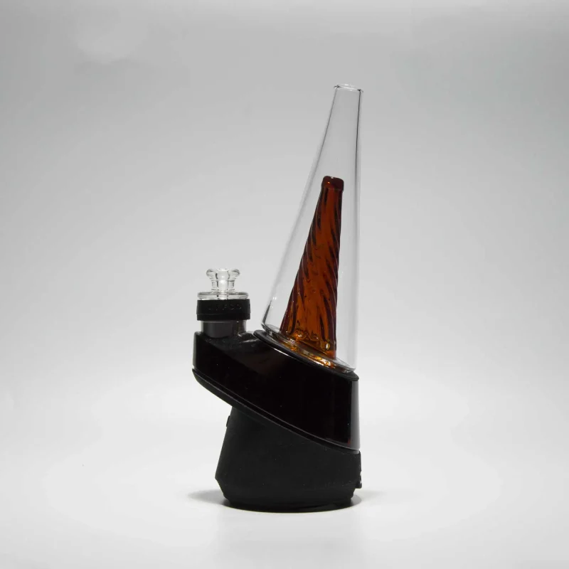 Puffco Peak glass Wiidz Original 2.0 in amber color installed, showcased against a white background, facing east