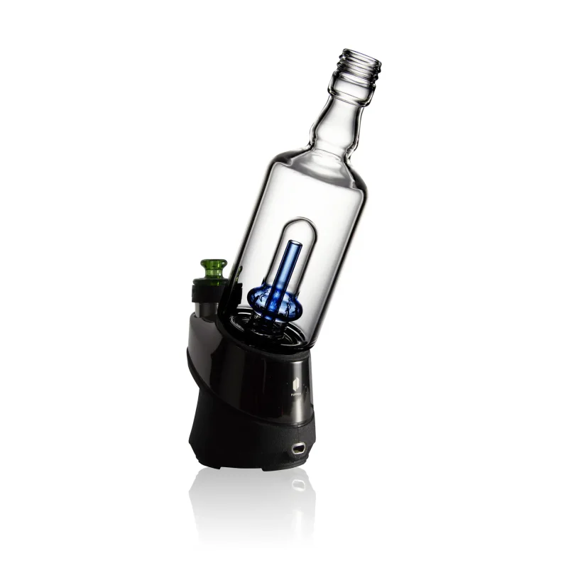 Puffco Peak Pro glass attachment with Wiidz Tipsy Black installed, oriented towards the southeast direction, showcasing a sleek design ideal for enhanced vapor experience.