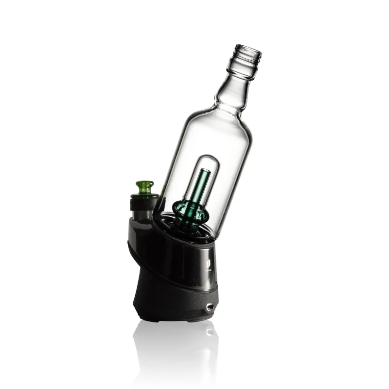 puffco peak pro glass attachment wiidz tipsy green installed facing south east.webp Puffco Peak Pro glass attachment with Wiidz Tipsy Green, installed and facing southeast, showcasing a vibrant design perfect for enhancing your dabbing experience.